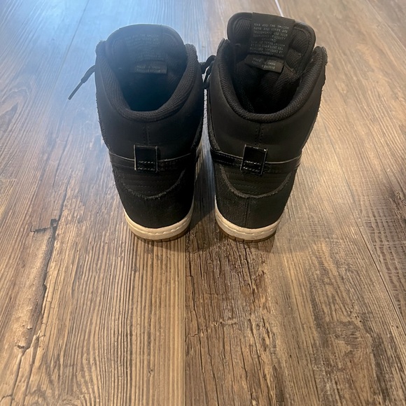 Women’s Nike Dunk Sky High Sneakers Size 5 Black - Picture 5 of 9